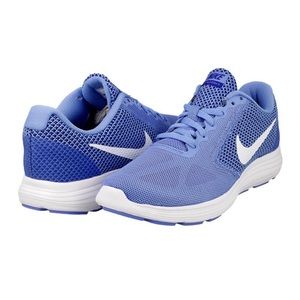 NIKE Women's Revolution 3 Running Shoes